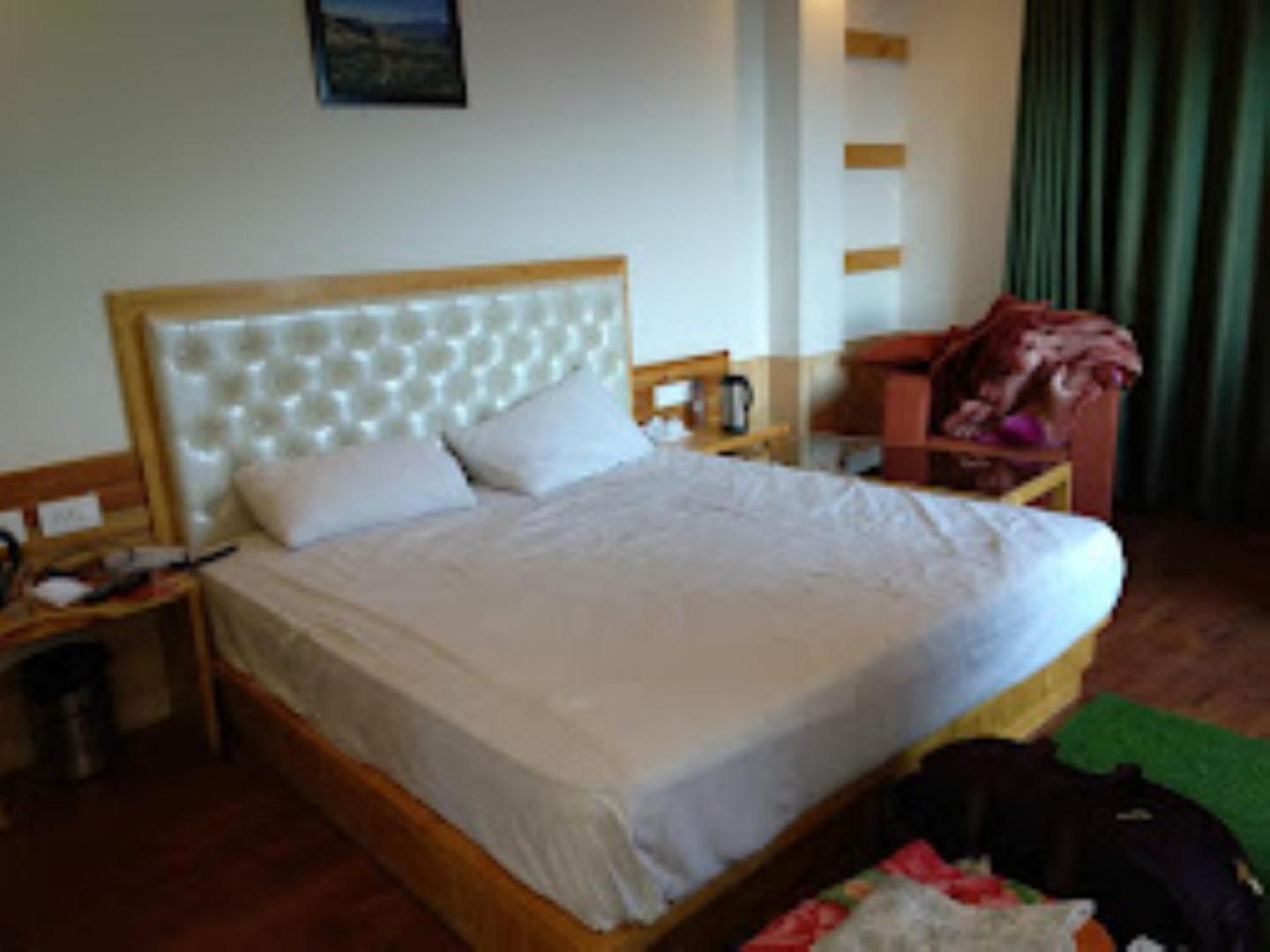 Hotel Shimla Greens Šimla Exteriér fotografie